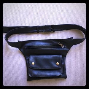 black  fanny pack